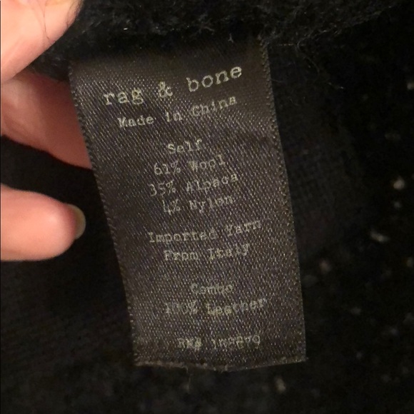 Alpaca wool Rag & Bone vest with horn closure - Picture 5 of 5